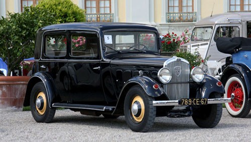 Xe Peugeot đời 1932 từng xuất hiện ở Hà Nội.